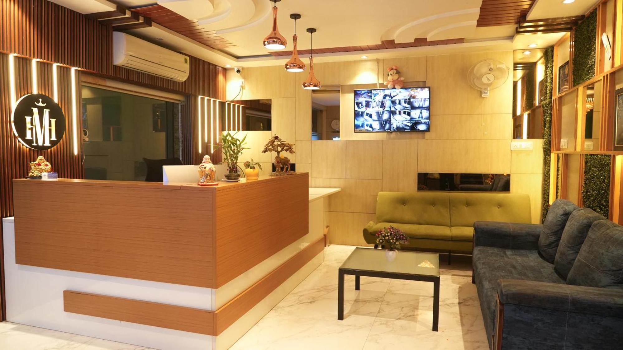 Hotel Mountview Comforts ティルパティ エクステリア 写真