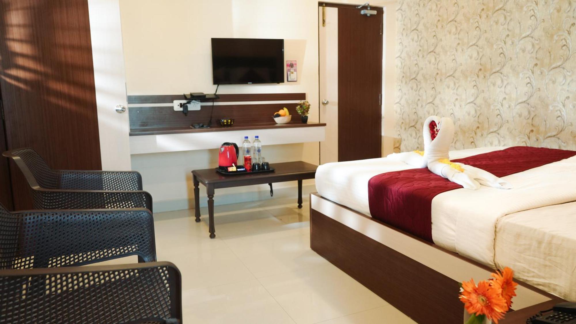 Hotel Mountview Comforts ティルパティ エクステリア 写真