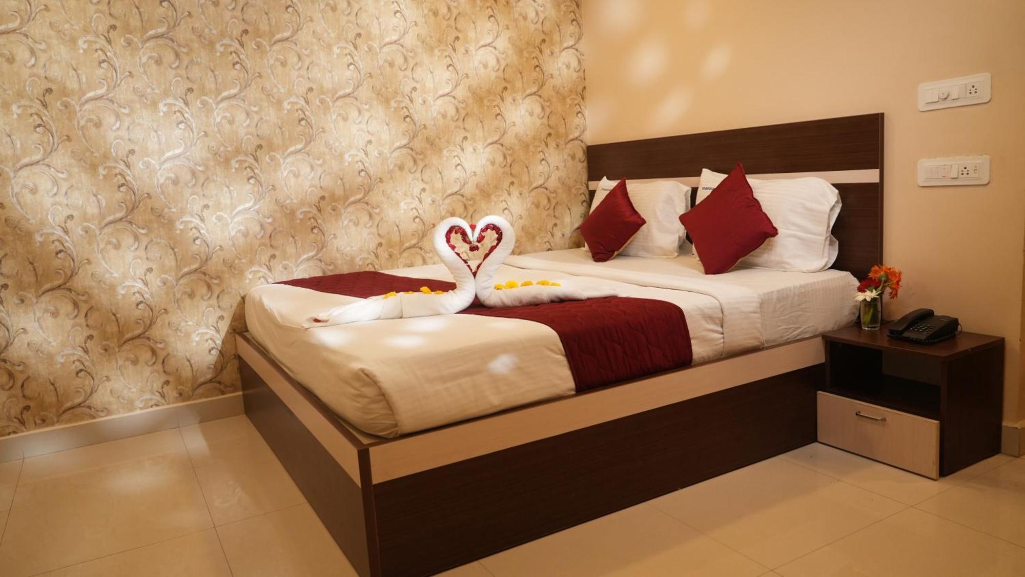 Hotel Mountview Comforts ティルパティ エクステリア 写真